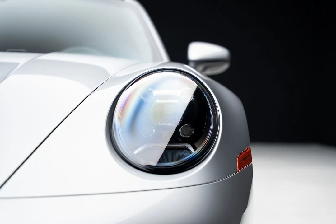 2023 Porsche 992 Carrera - Image 9 of 21