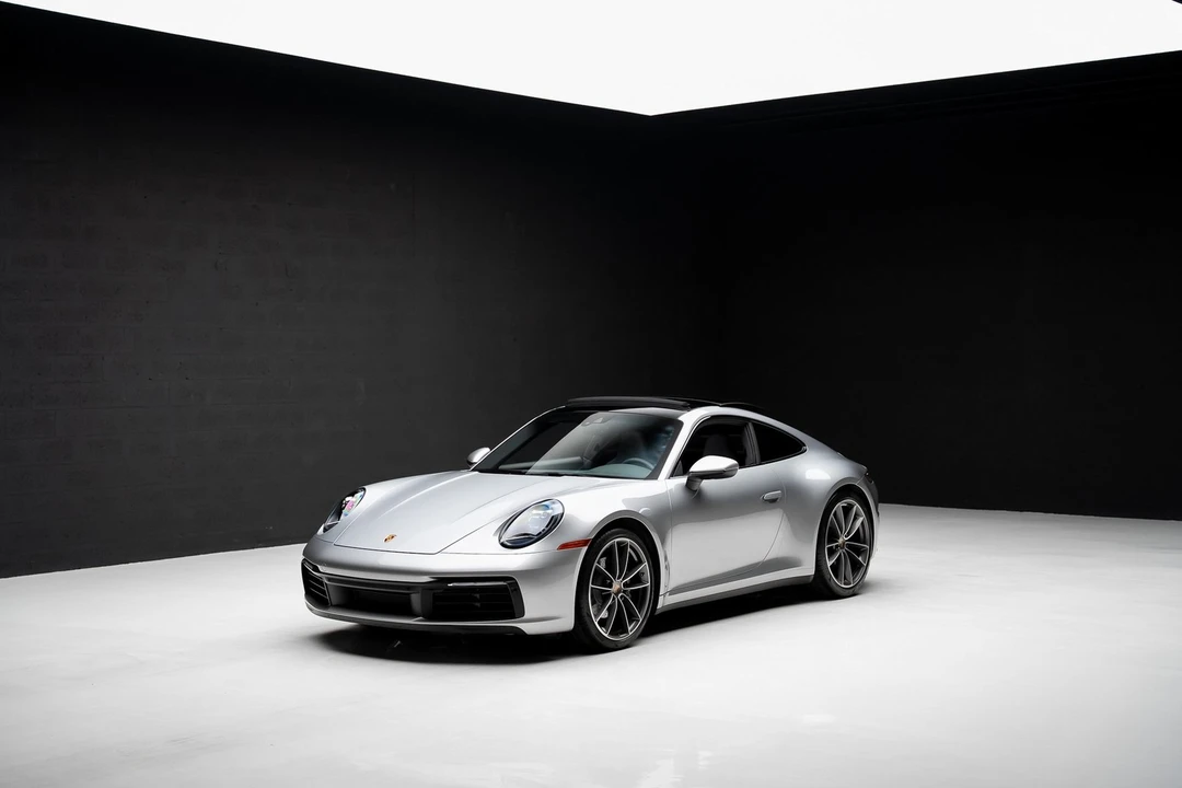2023 Porsche 992 Carrera - Image 4 of 21