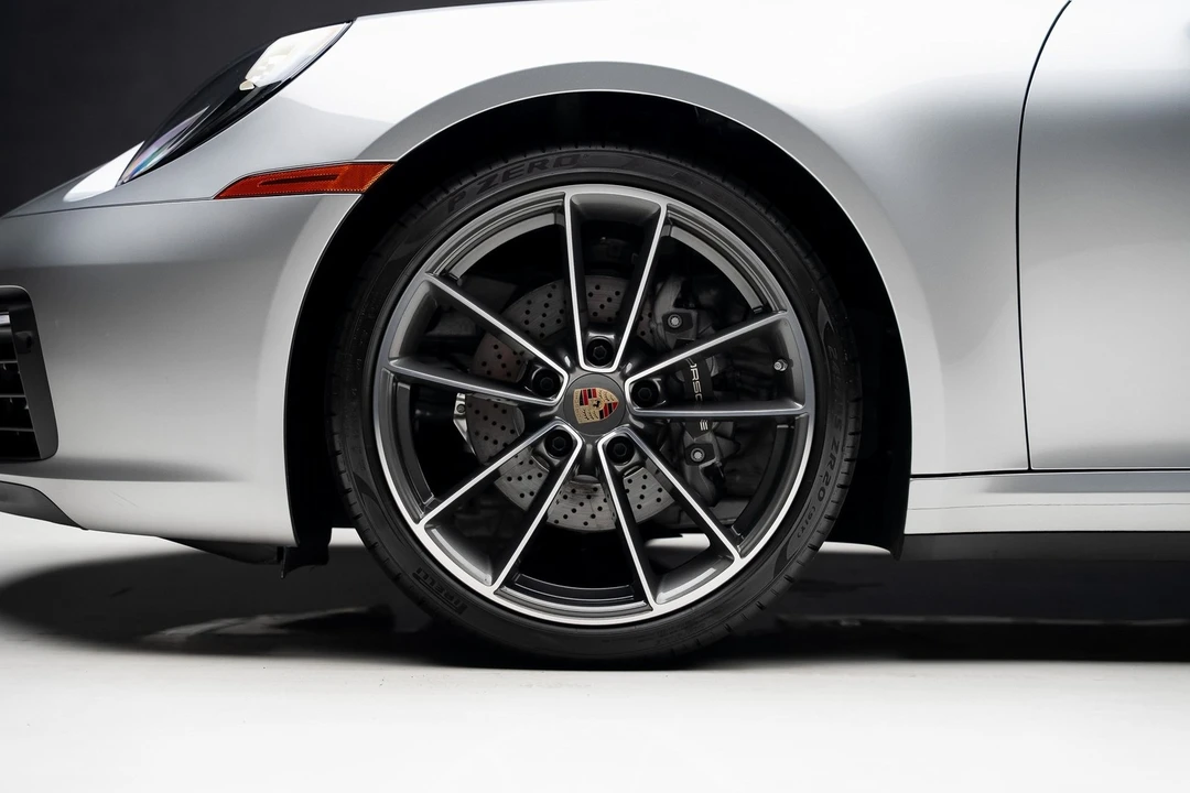 2023 Porsche 992 Carrera - Image 18 of 21