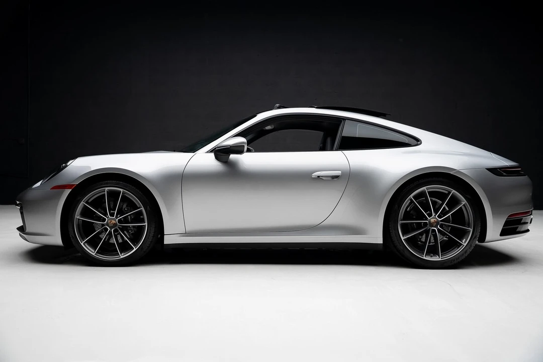 2023 Porsche 992 Carrera - Image 16 of 21