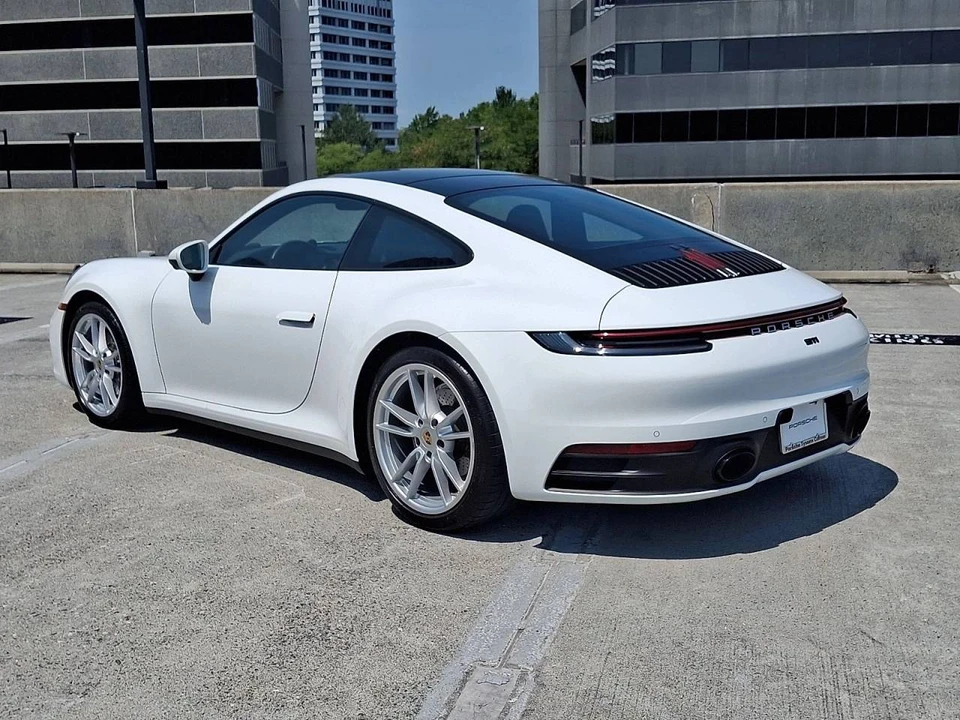 2023 Porsche 992 Carrera - Image 3 of 5