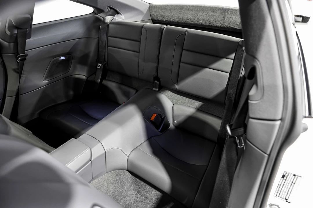 2023 Porsche 992 Carrera - Image 24 of 31