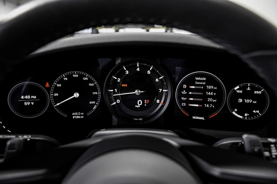 2023 Porsche 992 Carrera - Image 11 of 21
