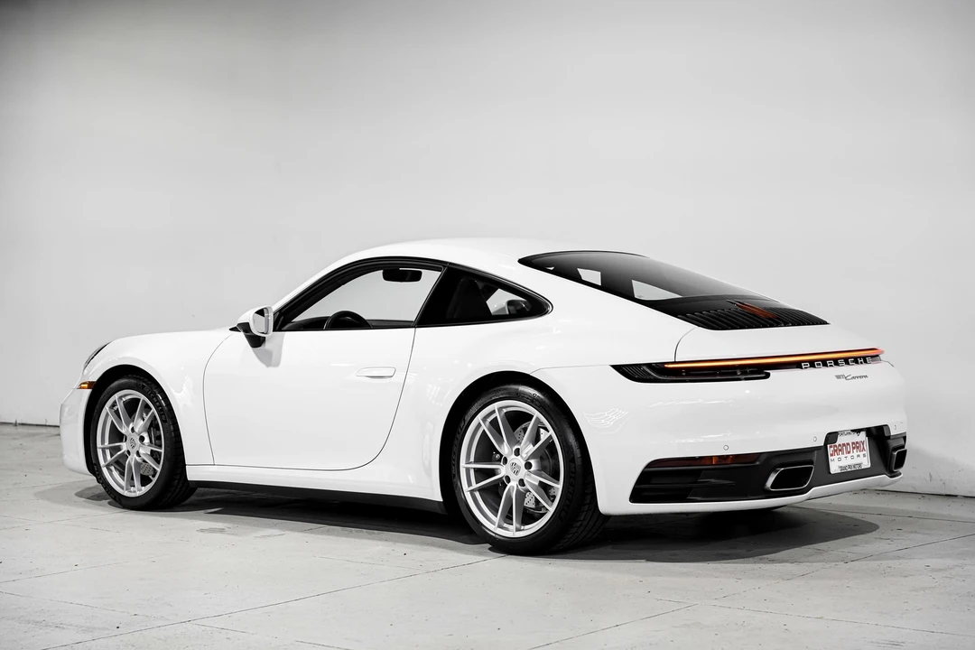 2023 Porsche 992 Carrera - Image 8 of 12