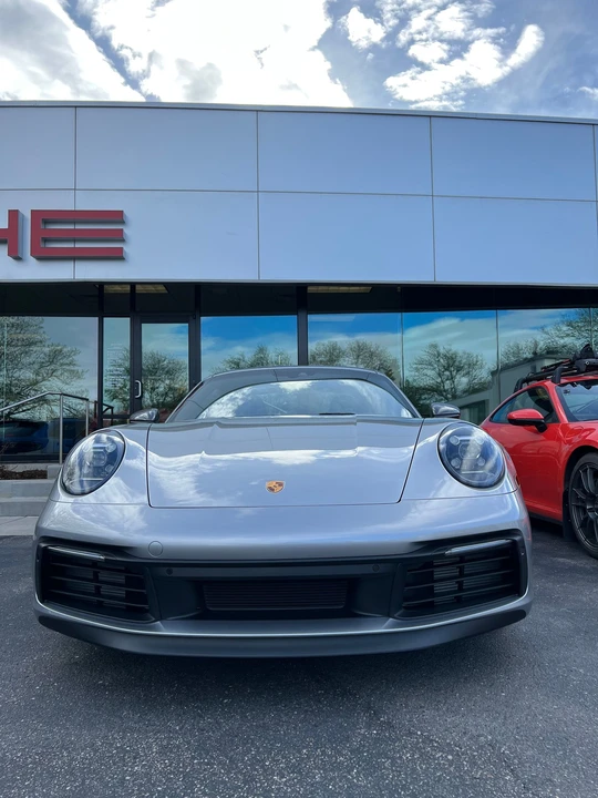 2023 Porsche 992 Carrera T - Image 6 of 8