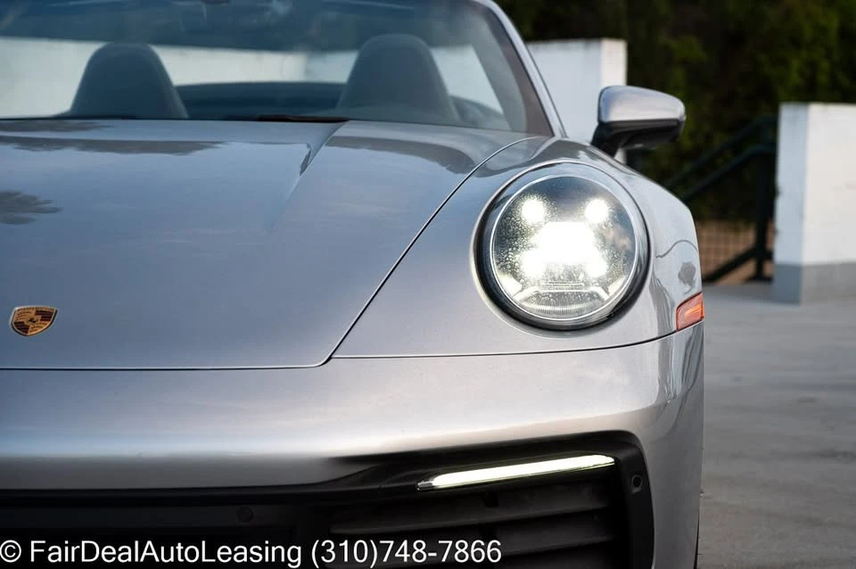 2023 Porsche 992 Carrera - Image 5 of 20