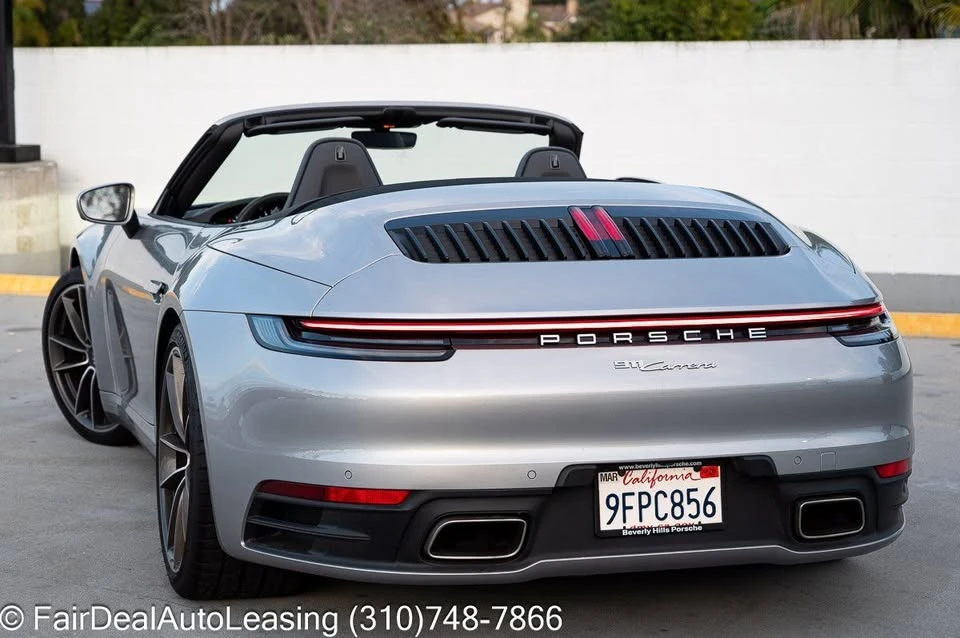 2023 Porsche 992 Carrera - Image 9 of 20