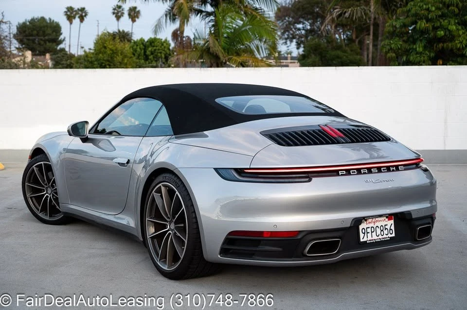 2023 Porsche 992 Carrera - Image 18 of 20