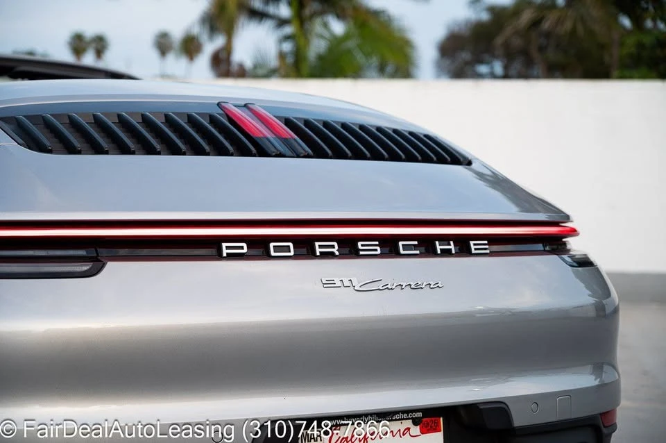 2023 Porsche 992 Carrera - Image 11 of 20