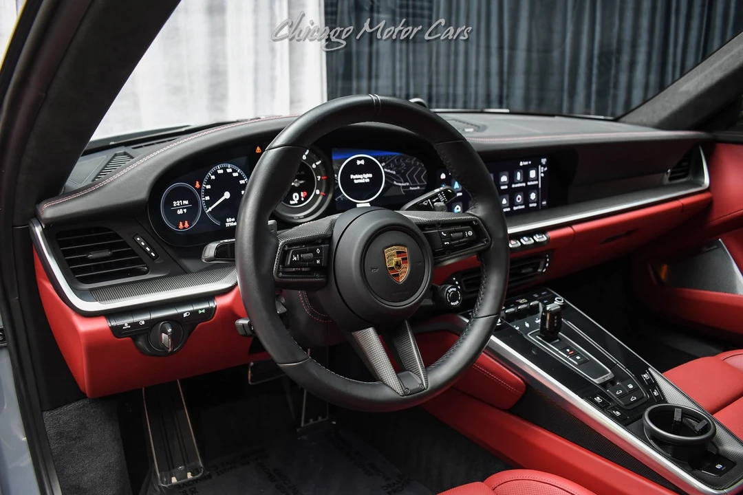 2023 Porsche 992 Carrera - Image 8 of 31