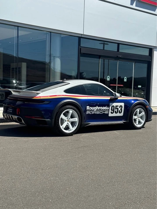 2023 Porsche 992 Dakar - Image 8 of 16