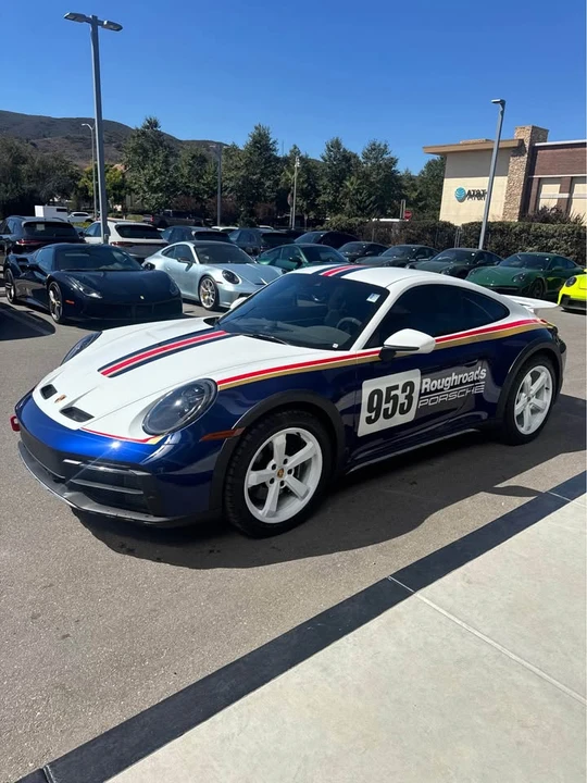 2023 Porsche 992 Dakar - Image 6 of 16
