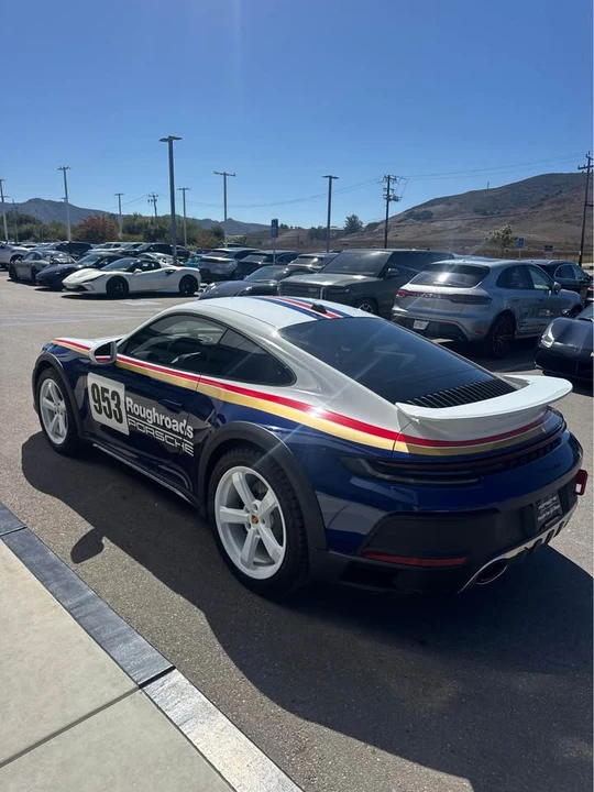 2023 Porsche 992 Dakar - Image 5 of 18