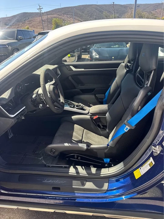2023 Porsche 992 Dakar - Image 11 of 18