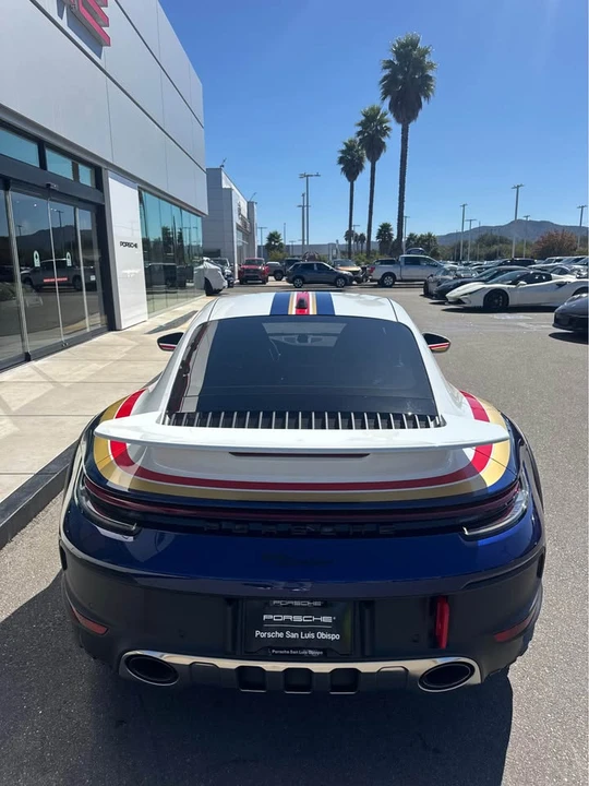 2023 Porsche 992 Dakar - Image 4 of 18