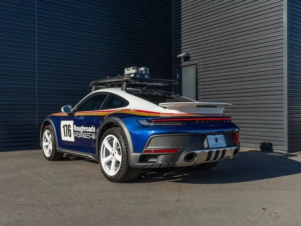 2023 Porsche 992 Dakar - Image 3 of 31