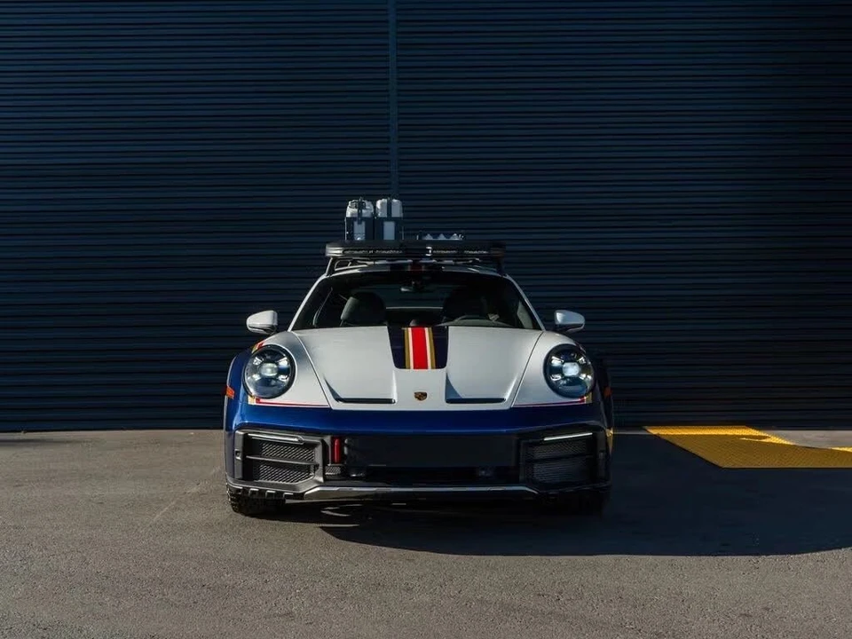 2023 Porsche 992 Dakar - Image 6 of 31