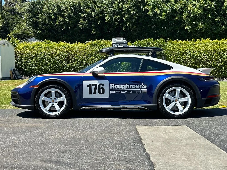 2023 Porsche 992 Dakar - Image 2 of 30