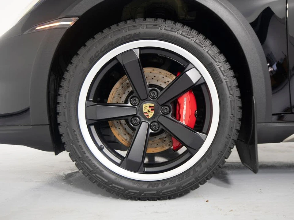 2023 Porsche 992 Dakar - Image 12 of 31