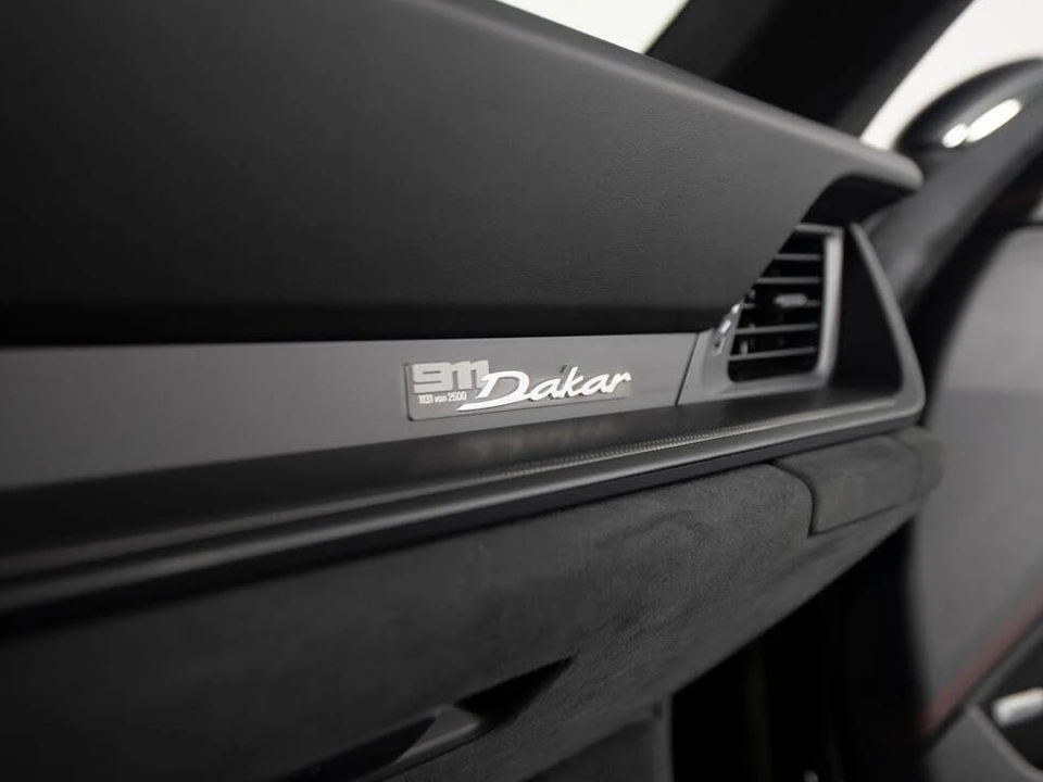2023 Porsche 992 Dakar - Image 28 of 31