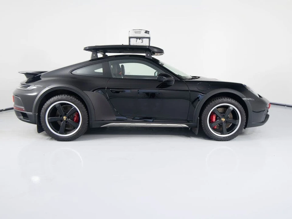 2023 Porsche 992 Dakar - Image 8 of 31
