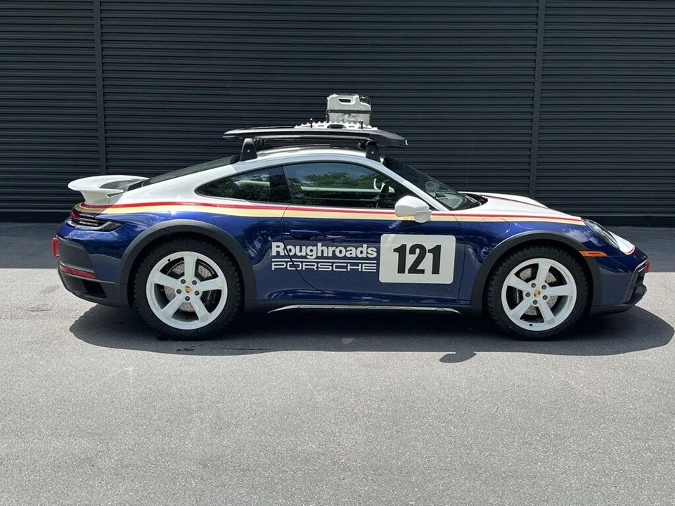 2023 Porsche 992 Dakar - Image 6 of 29