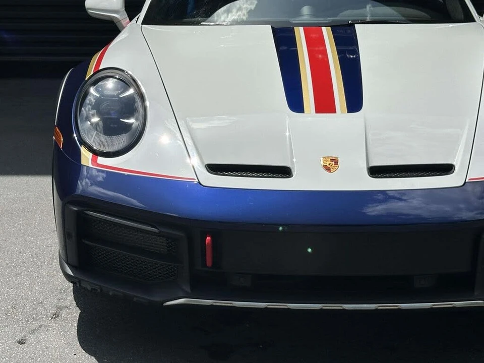 2023 Porsche 992 Dakar - Image 10 of 29