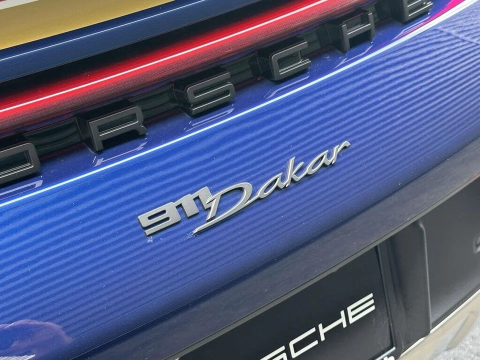 2023 Porsche 992 Dakar - Image 16 of 29