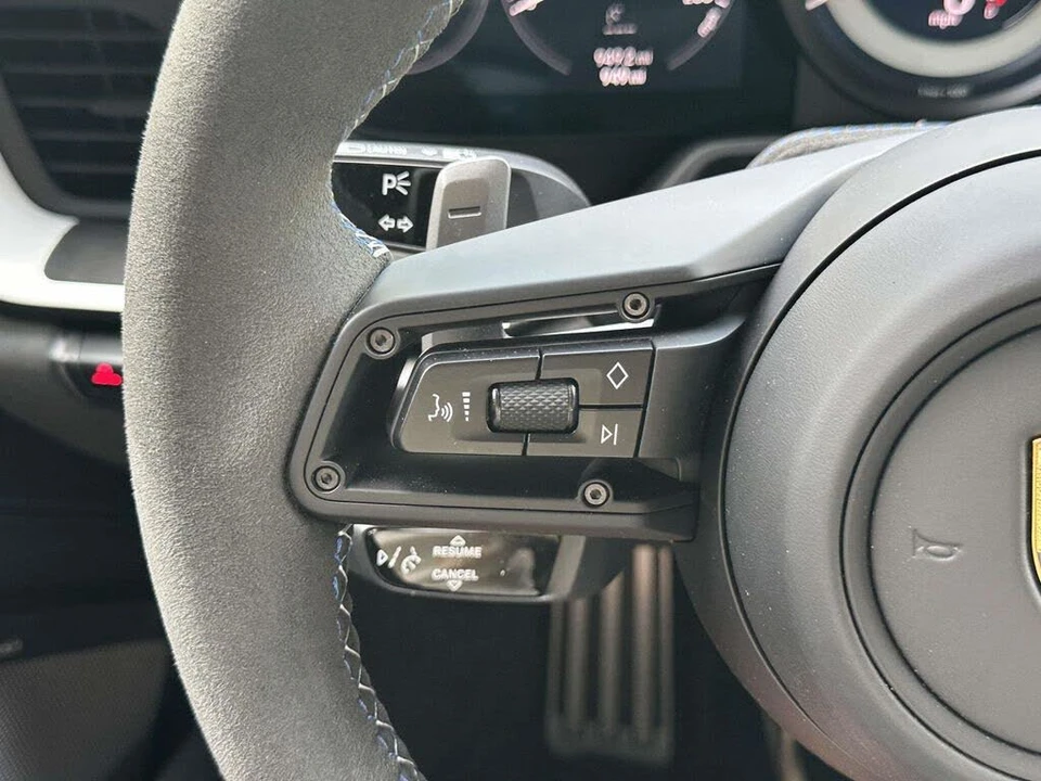 2023 Porsche 992 Dakar - Image 21 of 29