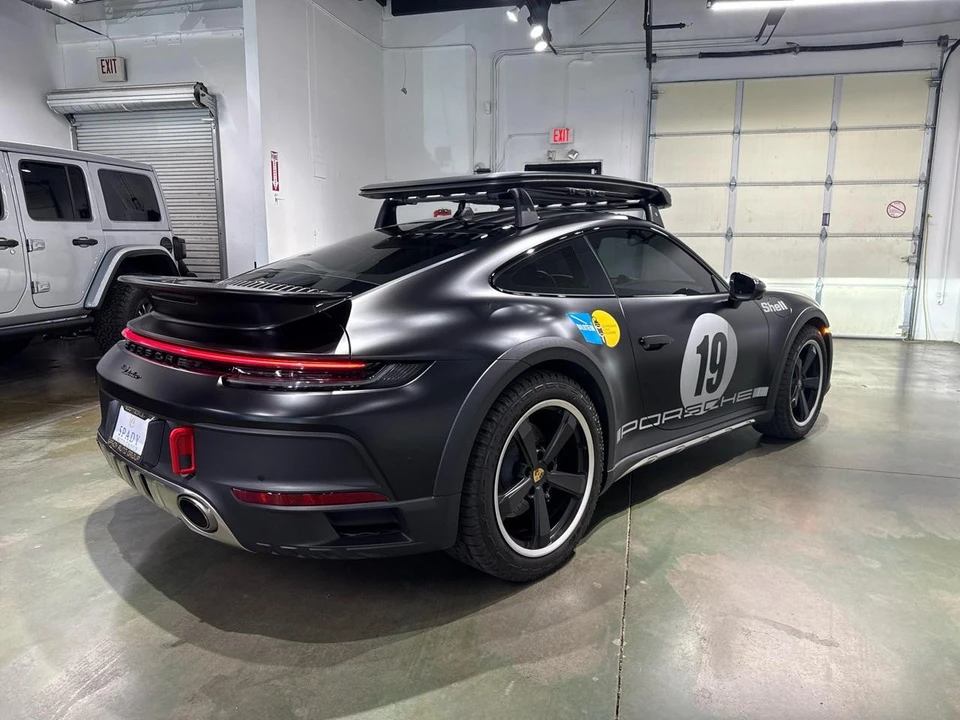 2023 Porsche 992 Dakar - Image 9 of 21