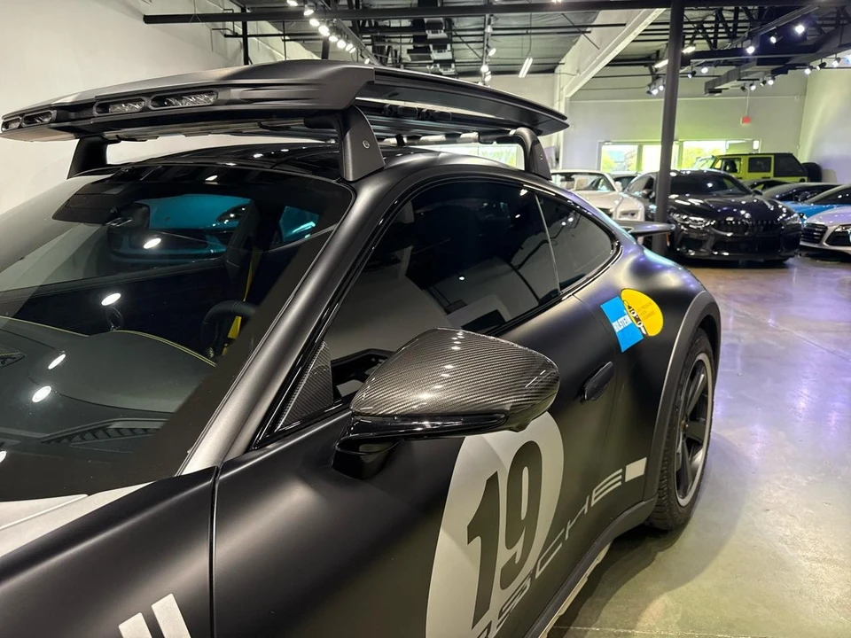 2023 Porsche 992 Dakar - Image 16 of 21