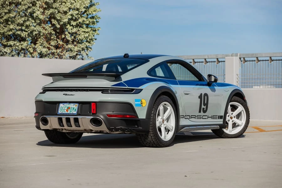 2023 Porsche 992 Dakar - Image 3 of 31