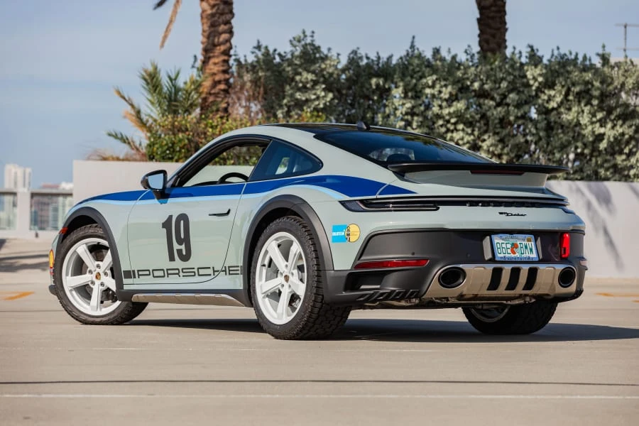 2023 Porsche 992 Dakar - Image 7 of 31