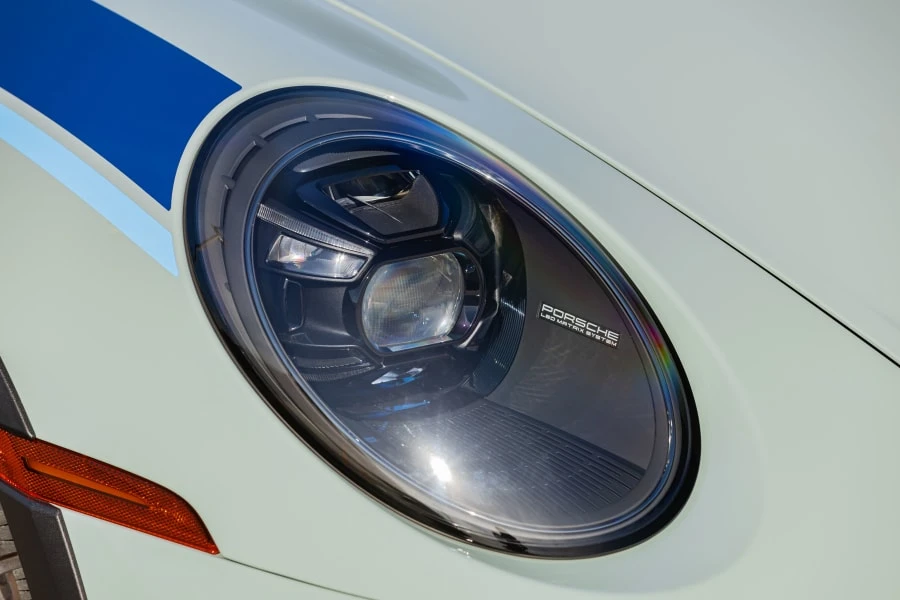 2023 Porsche 992 Dakar - Image 9 of 31