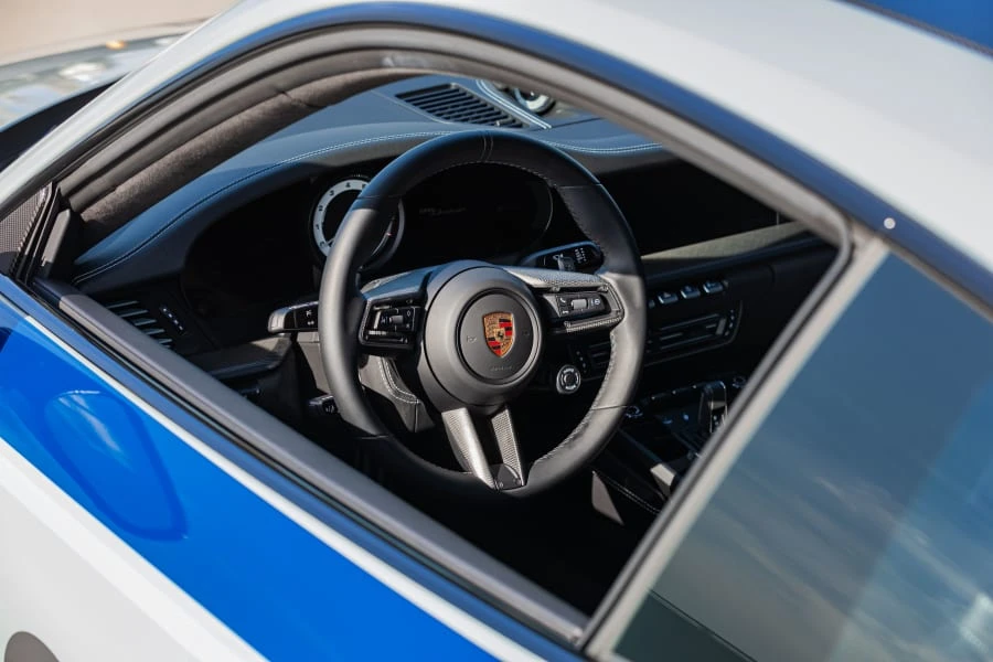 2023 Porsche 992 Dakar - Image 21 of 31