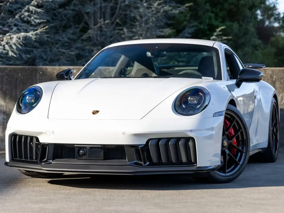 2023 Porsche 992 Dakar - Image 5 of 9