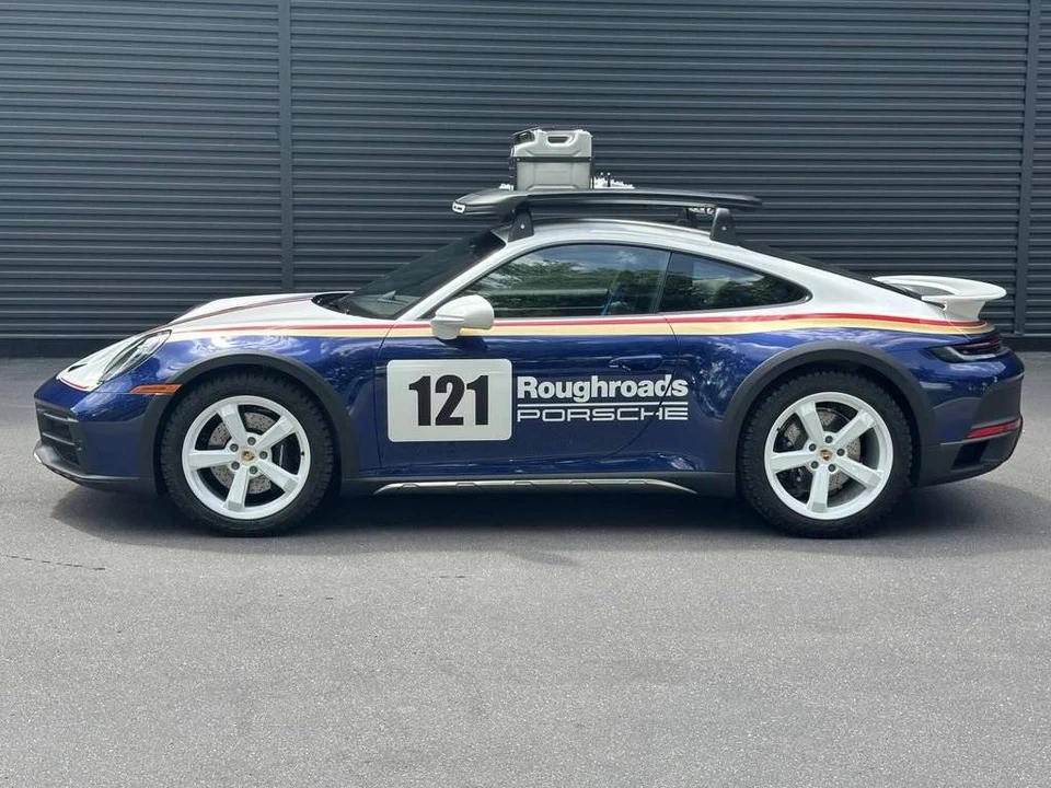 2023 Porsche 992 Dakar - Image 2 of 5