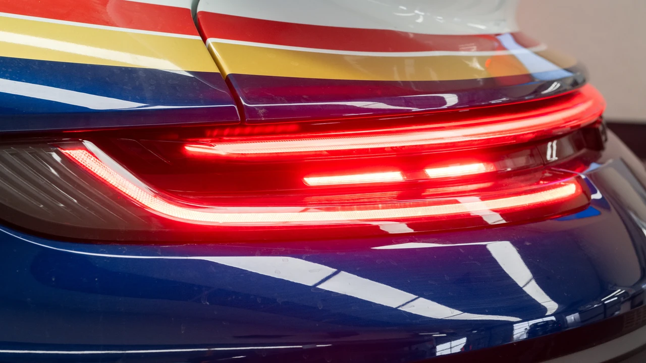 2023 Porsche 992 Dakar - Image 30 of 31