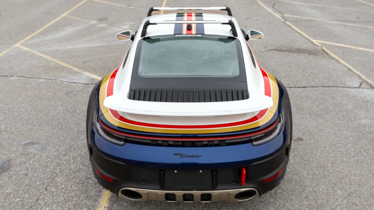 2023 Porsche 992 Dakar - Image 9 of 31