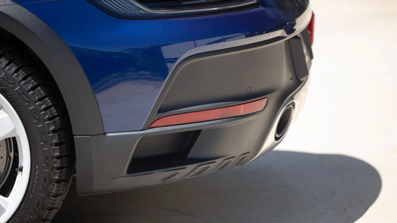 2023 Porsche 992 Dakar - Image 19 of 31