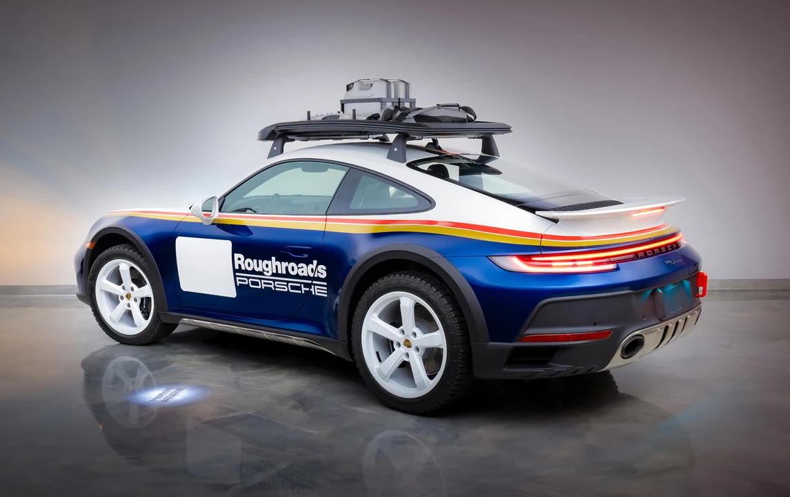 2023 Porsche 992 Dakar - Image 4 of 23