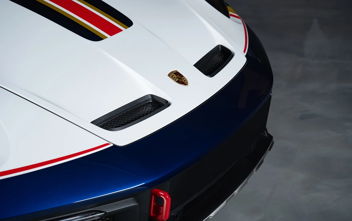 2023 Porsche 992 Dakar - Image 8 of 23
