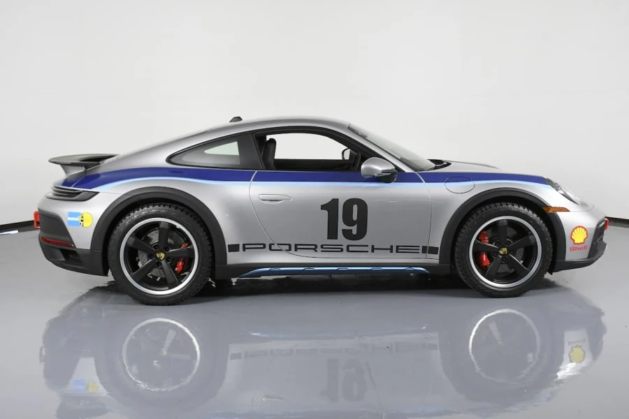 2023 Porsche 992 Dakar - Image 2 of 31