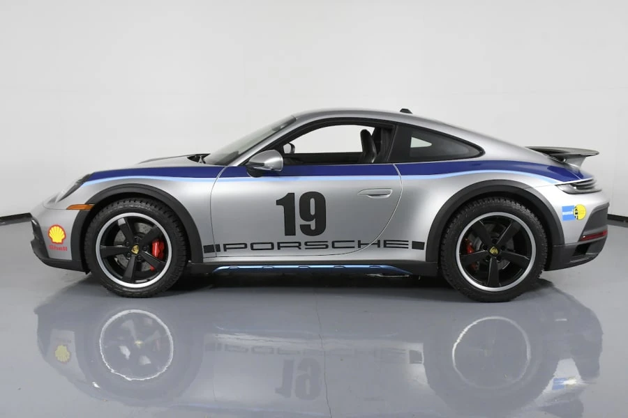 2023 Porsche 992 Dakar - Image 7 of 31