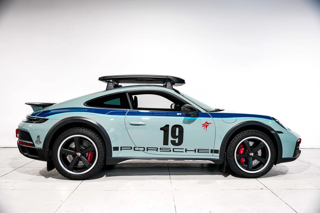 2023 Porsche 992 Dakar - Image 2 of 12