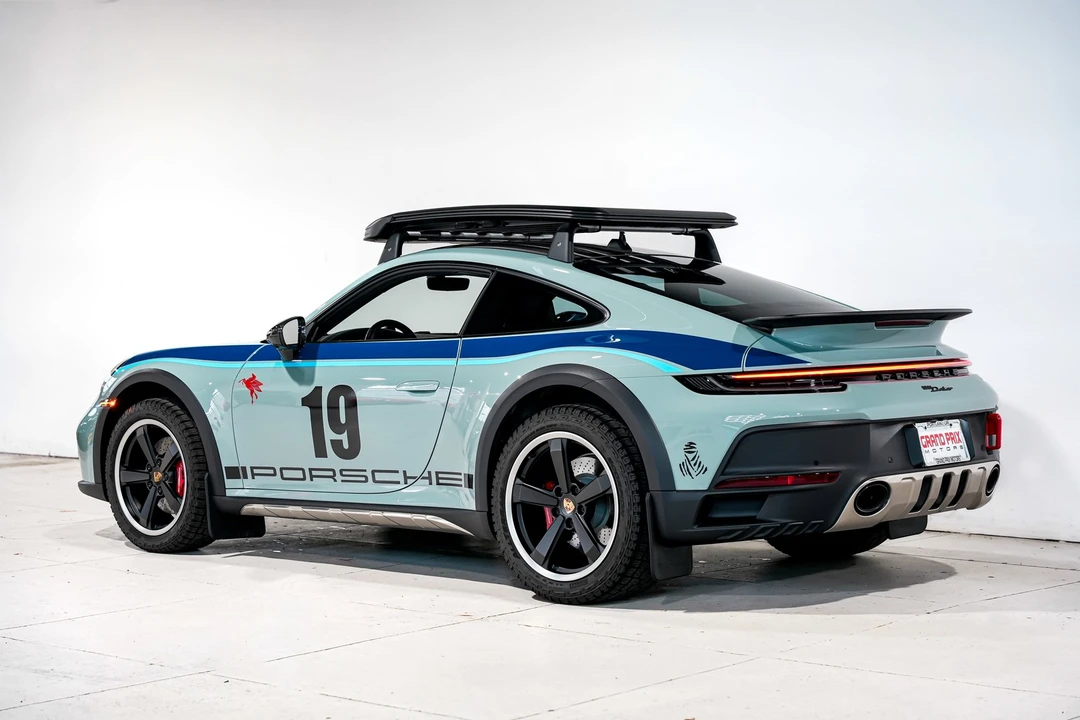 2023 Porsche 992 Dakar - Image 8 of 12