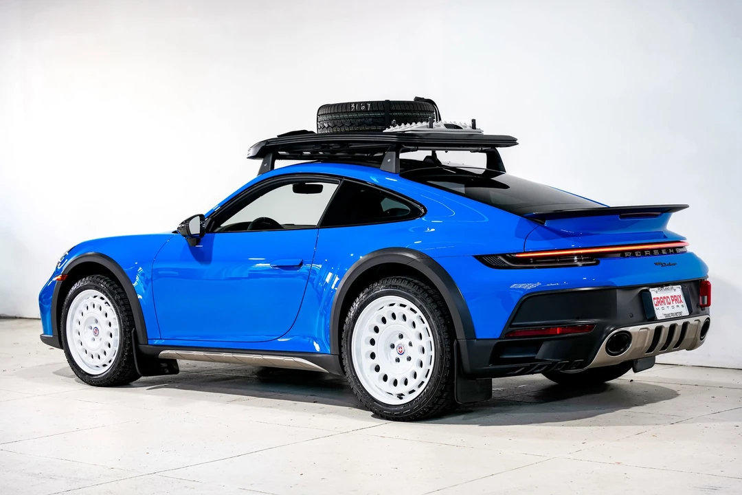 2023 Porsche 992 Dakar - Image 9 of 12