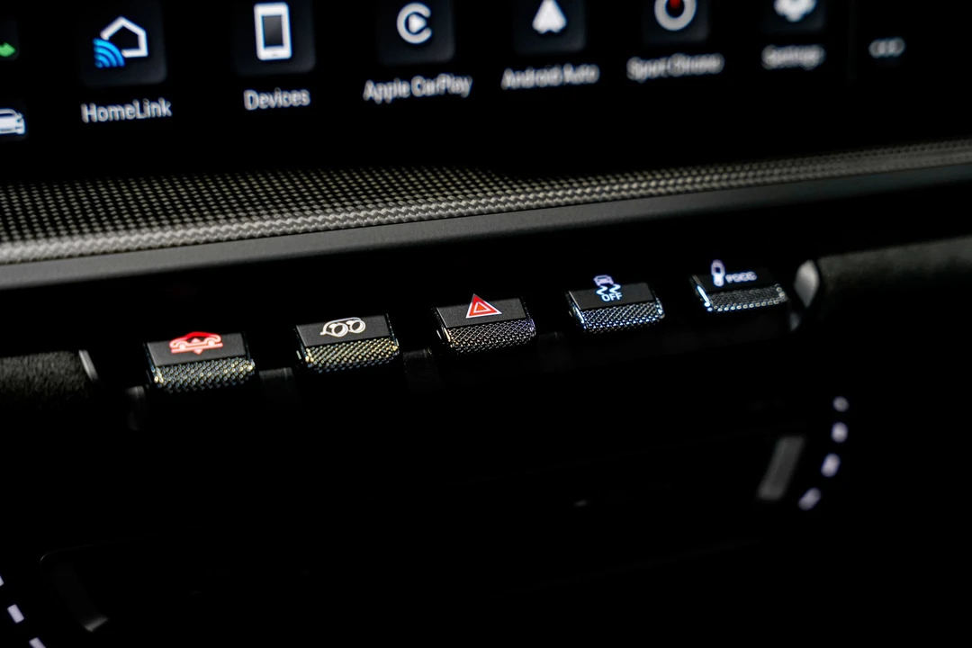 2023 Porsche 992 Dakar - Image 17 of 21