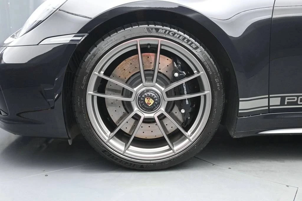 2023 Porsche 992 Targa 4 GTS - Image 5 of 5