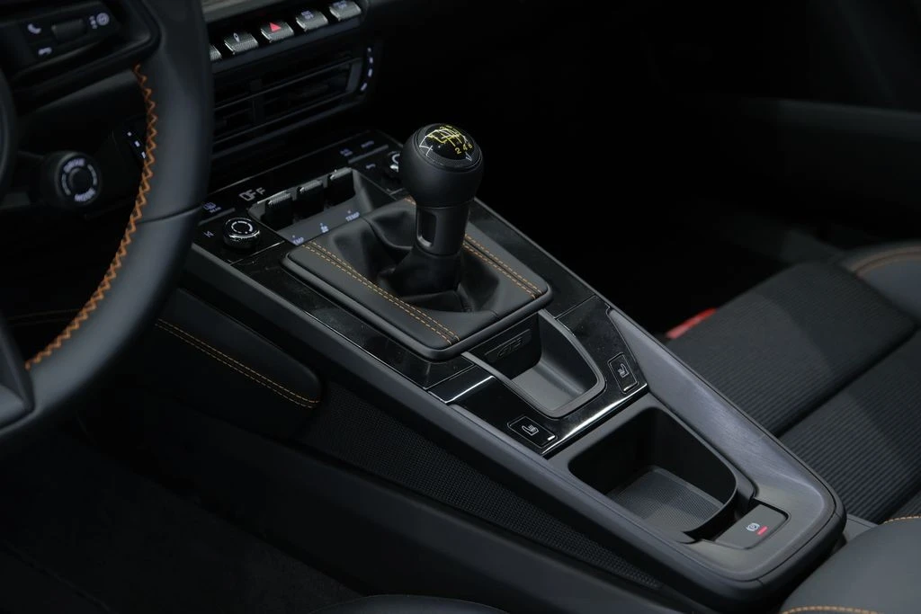 2023 Porsche 992 GT3 - Image 10 of 31